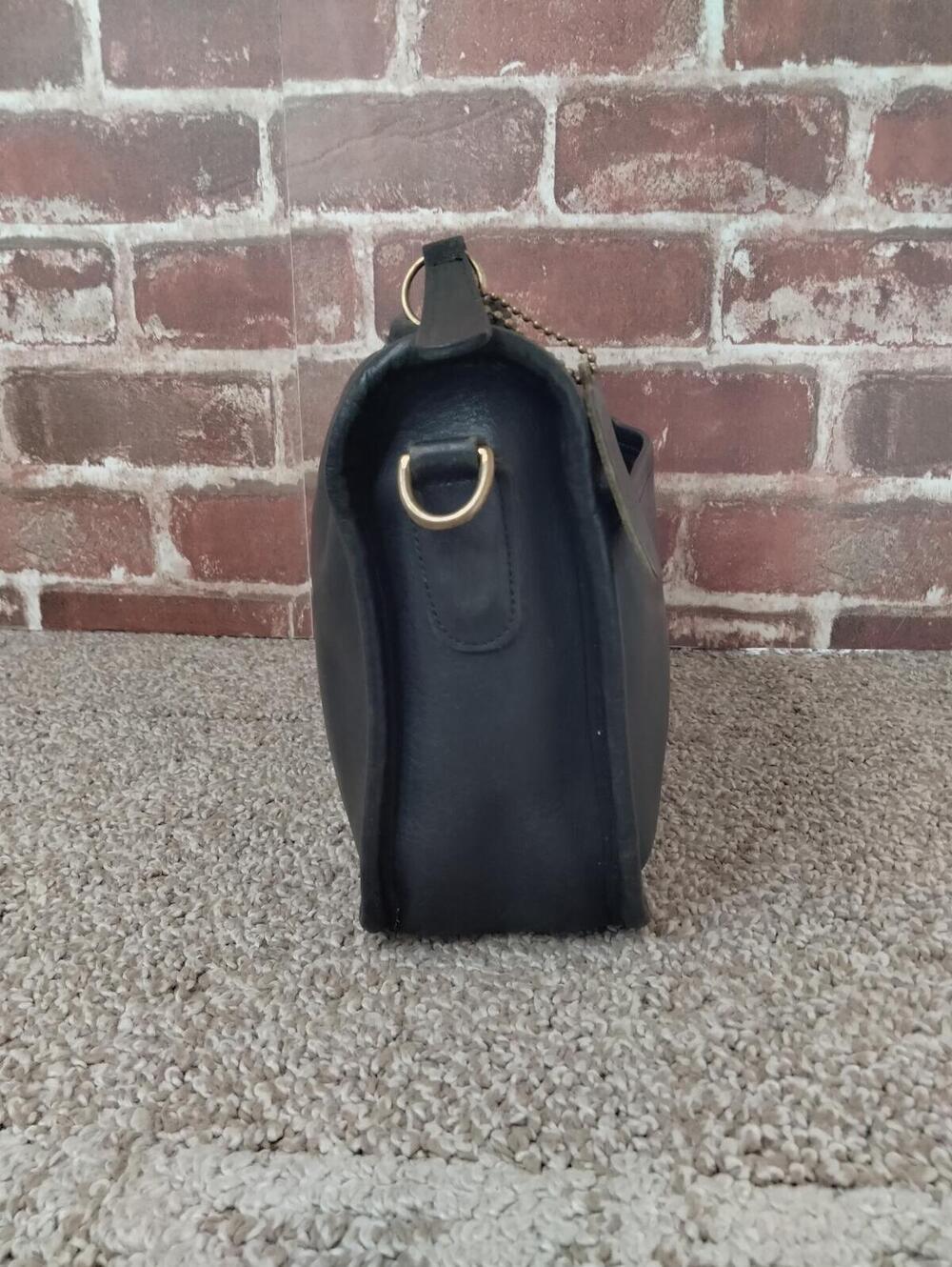 Coach Vintage Companion Crossbody 9300 Leather Shoulder Bag Black Purse - Picture 8 of 9